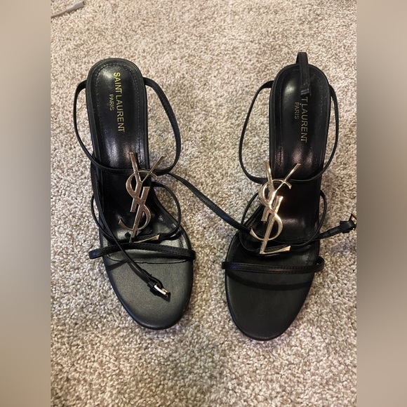 Heels - Picture 2 of 6